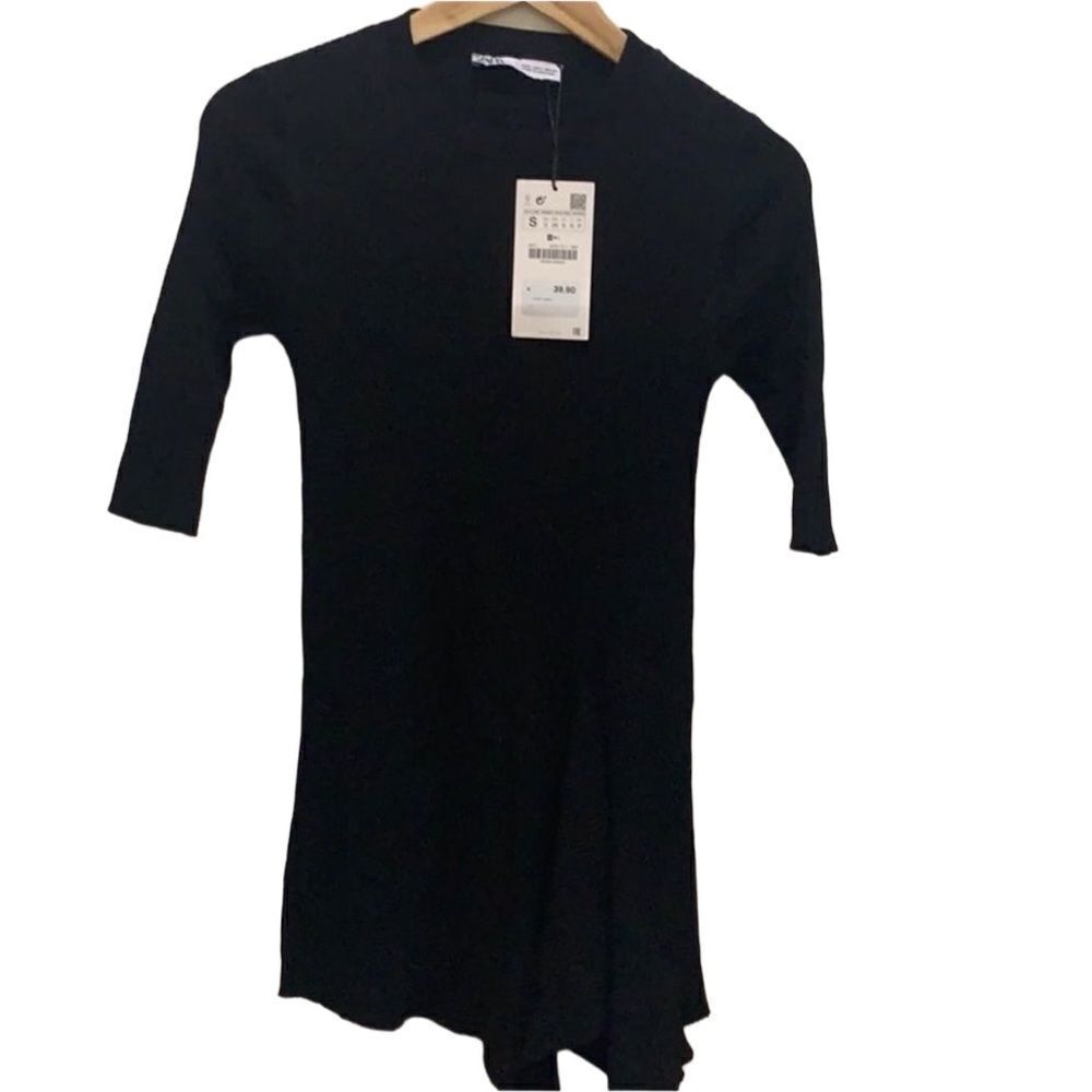 👗 Zara 3/4 Sleeve Ribbed Dress 👗